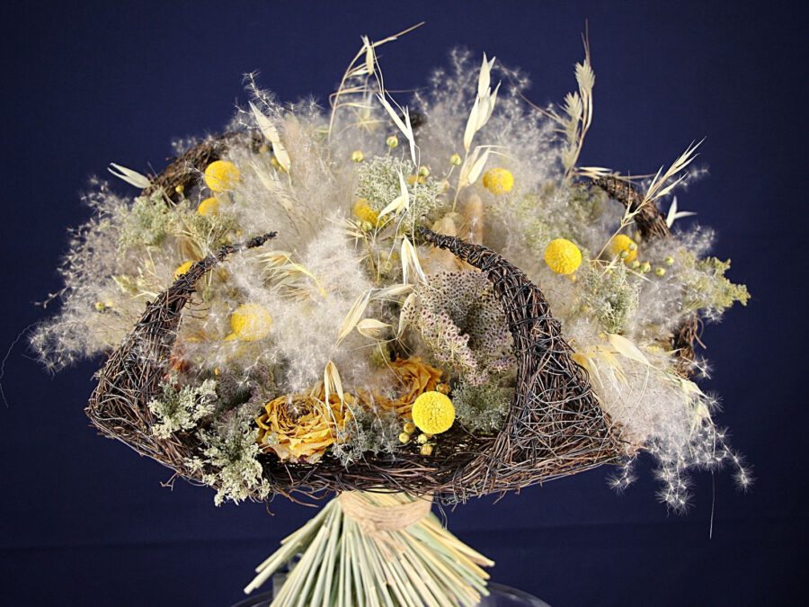 Great Time for Dried Flowers - Mikala Forcellini - Thursd Bouquet