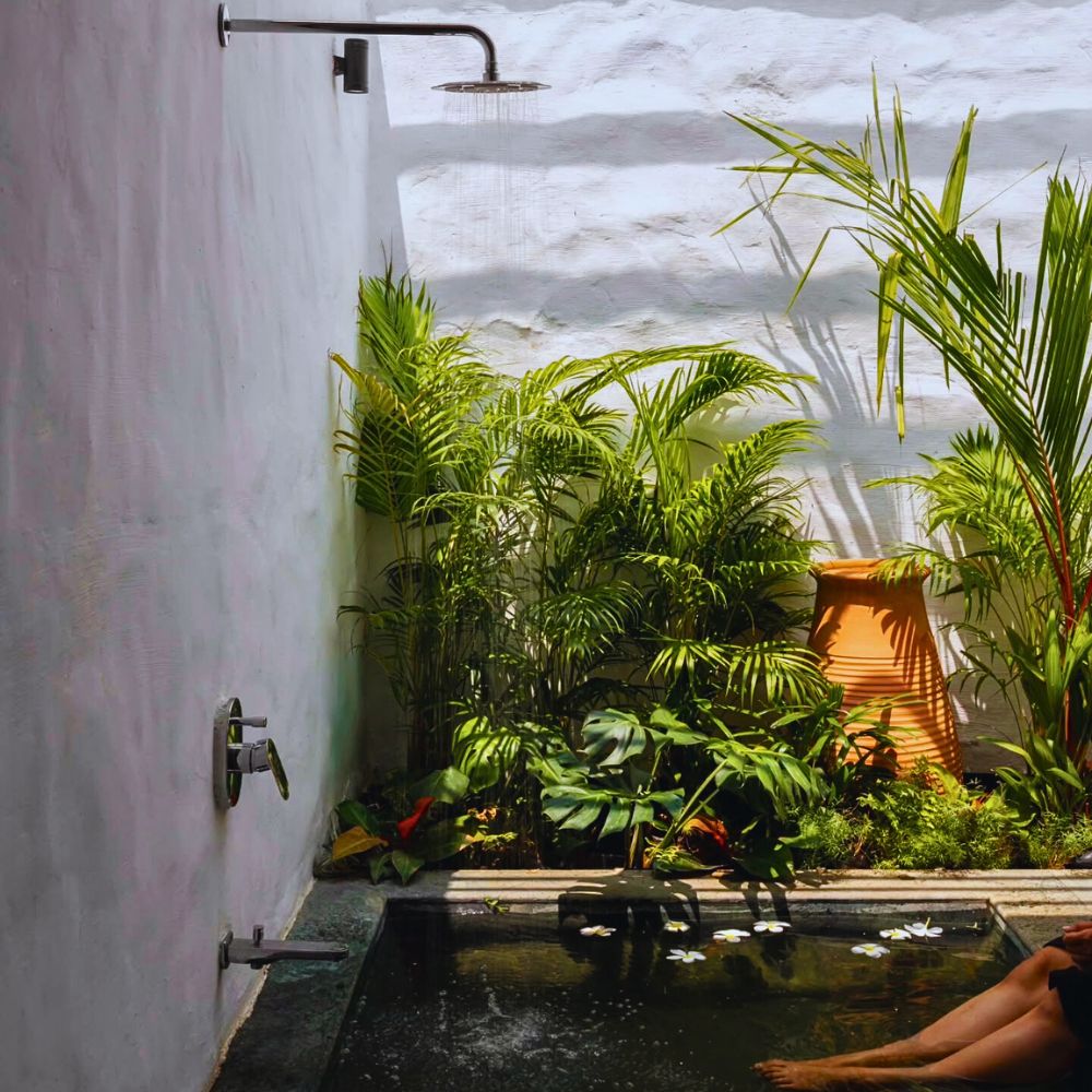 Villa Prakriti, Designed by unTAG and Set Amid India’s Sahyadri Mountains, Offers a Biophilic Experience in Nature - Thursd Article