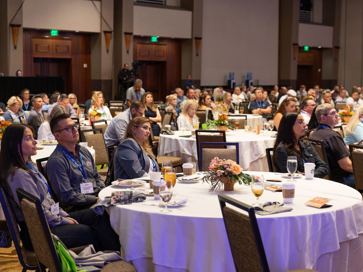 Attendees of SAF Phoenix 2025 keenly following the training on AI and new trends SAF Phoenix 2025