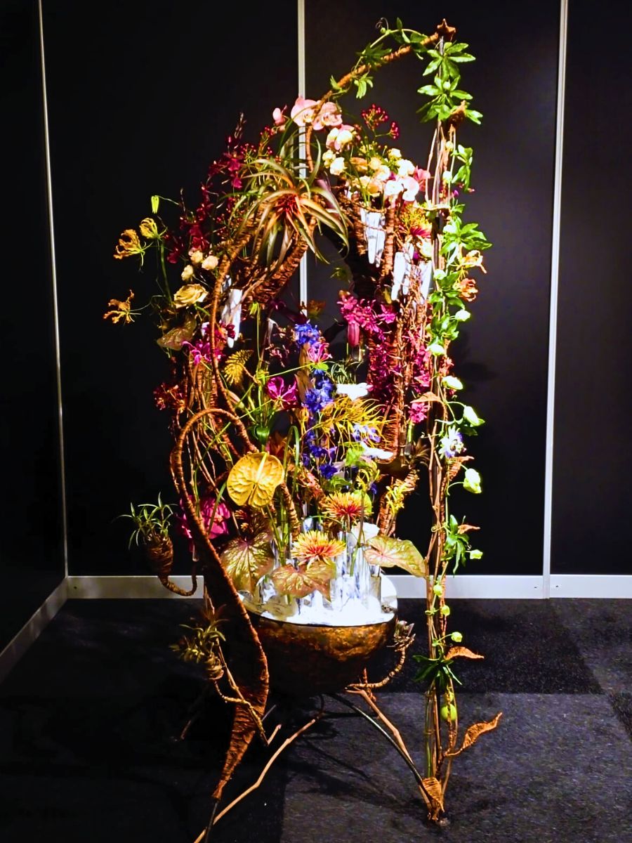 Task 1 World Cup Floral Art 2025 Ukraine Olena Driuchan