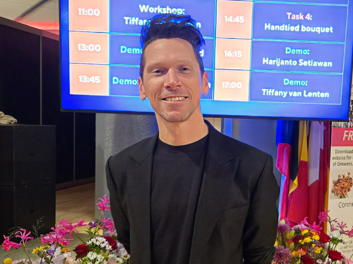 Bart Hassam at World Cup Floral Art 2025 Bart Hassam at World Cup Floral Art 2025