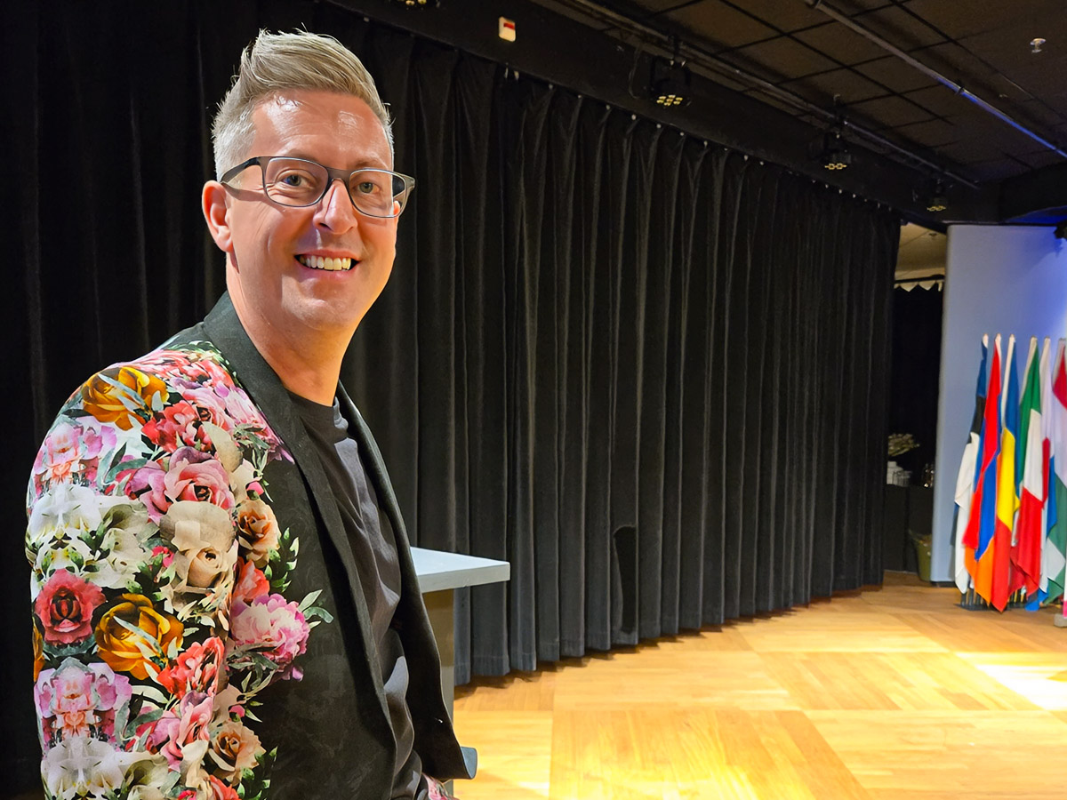 Morgan-Douglas Nuth at World Cup Floral Art 2025 Morgan-Douglas Nuth at World Cup Floral Art 2025