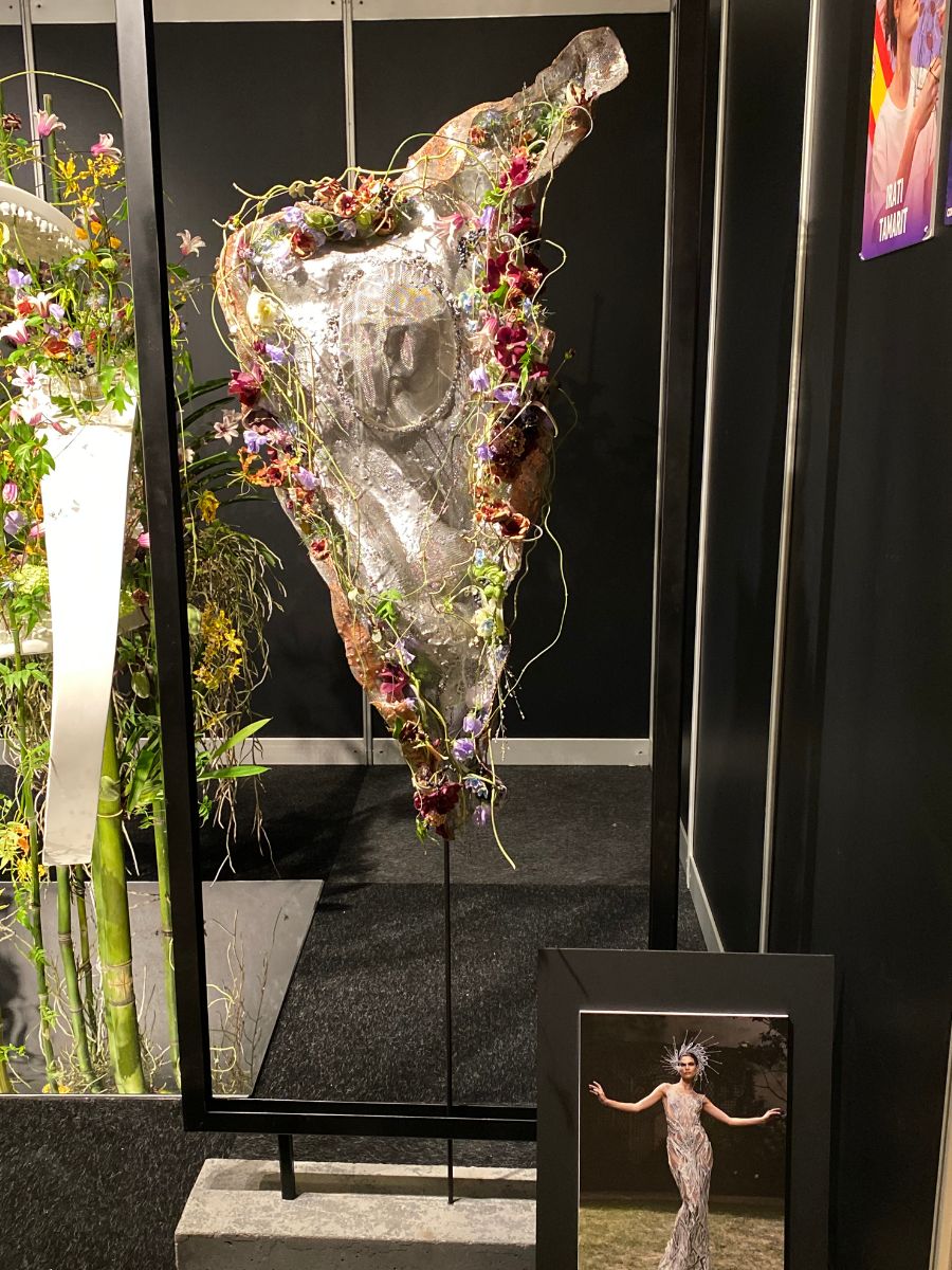Headpiece Irati Tamarit at World Cup Floral Art 2025