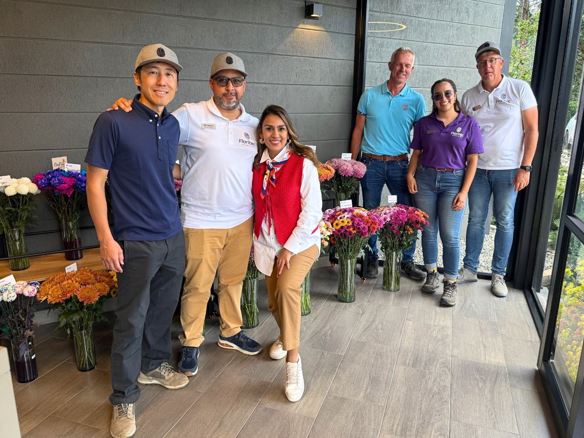 Team Floritec at the chrysanthemum week Chrysanthemum week