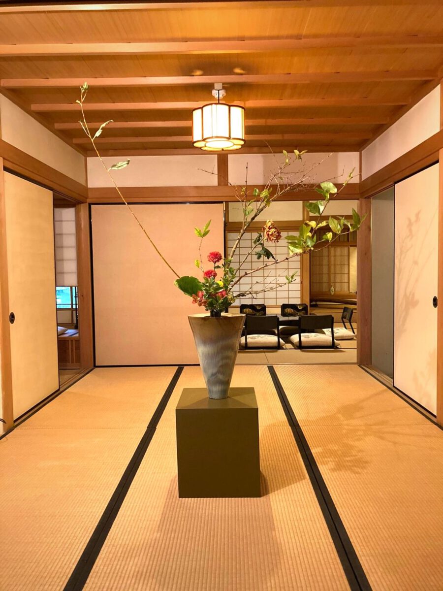 Ikebana Ikenobo Els Claes Japanese Garden 5 Haiku in bloom - Just Chrys - Blog on Thursd