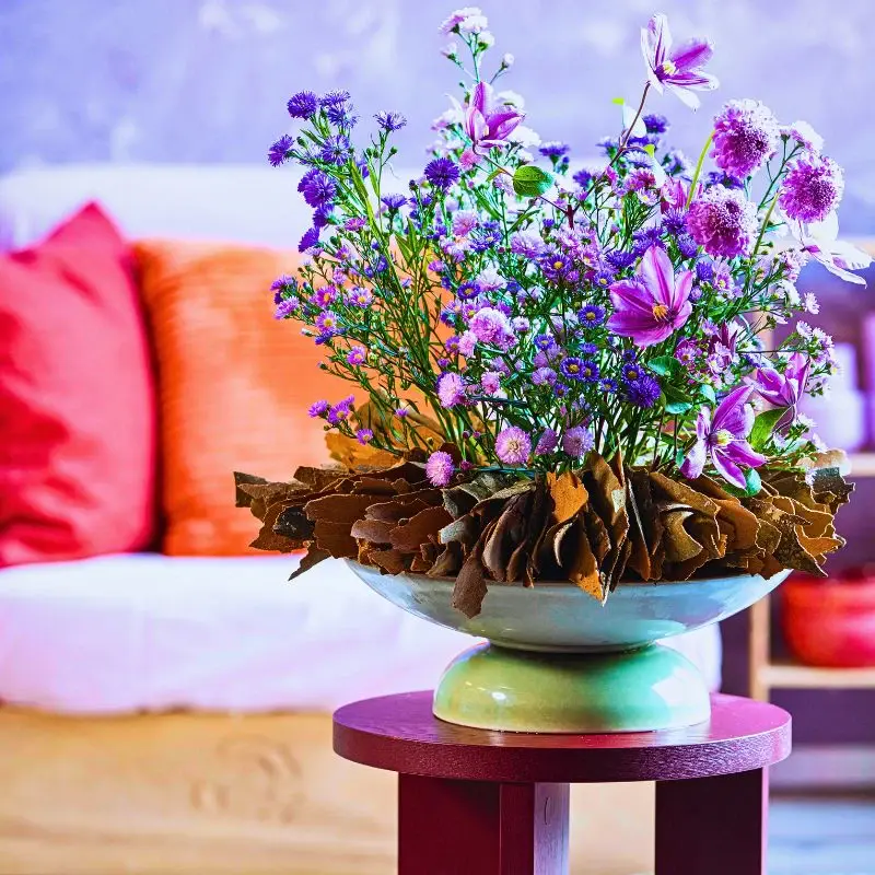 Marginpar’s Aster Meets Bark in an Avant-Garde Take On Floral Arrangements - Thursd Article