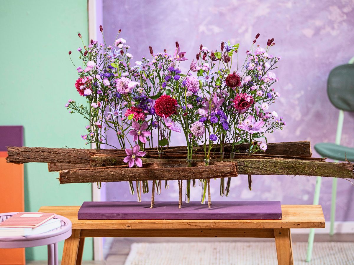 Marginpar’s Aster Meets Bark in an Avant-Garde Take On Floral Arrangements - Thursd Article