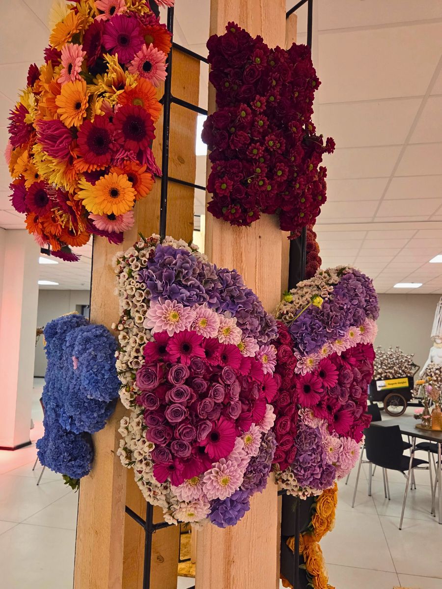 Helix Australia's Waxflowers, grown by Flora United, for the savvy designer who wants to break free from the norm.