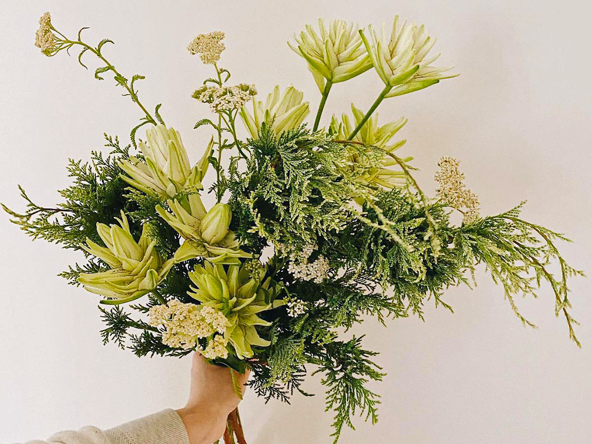 Conifer bouquet by _hoeyoh