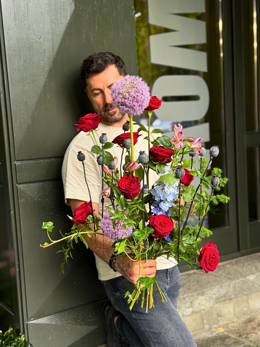 Decorative Bouquet With Porta Nova Red Naomi Roses by Andrei Bindea