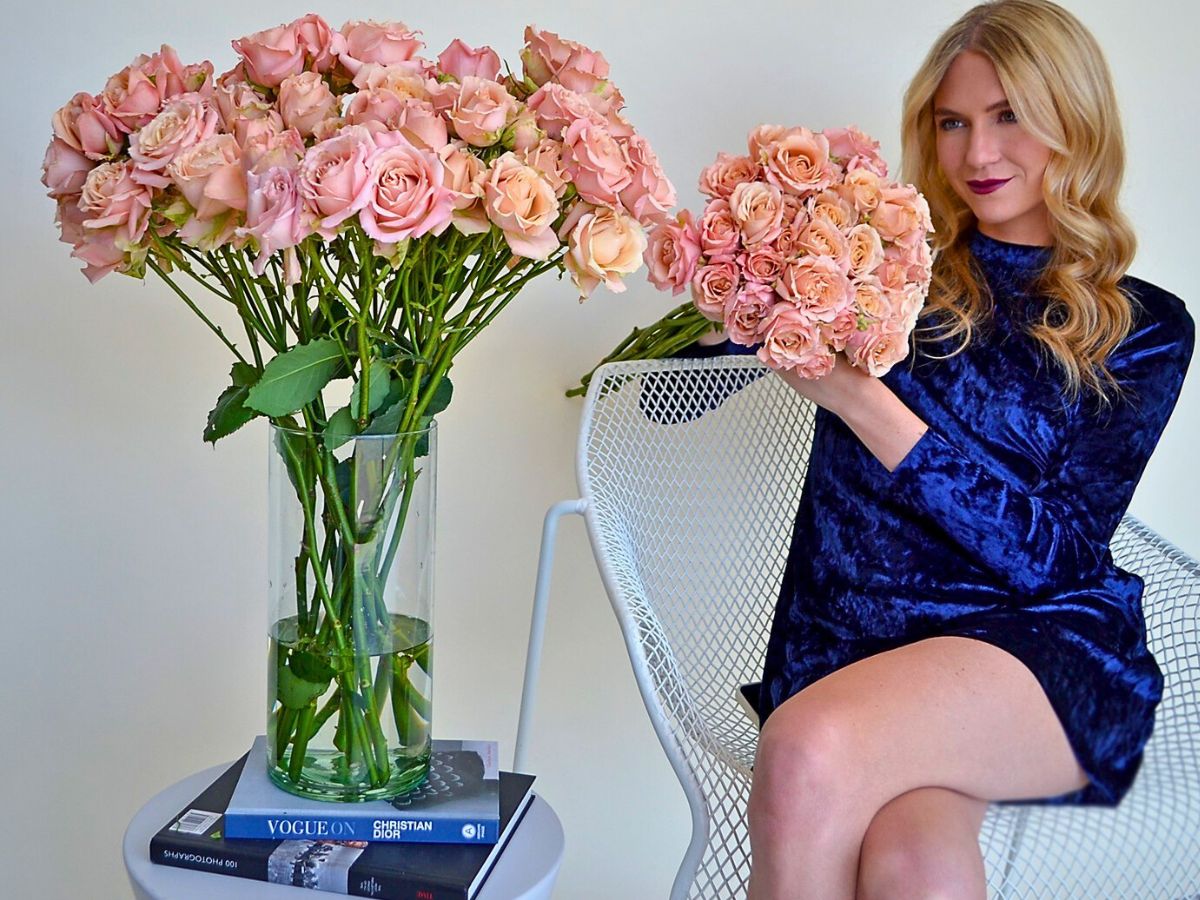 Roses in the home The Many Positive Aspects of Plants and Flowers Mean We Should Pay More Attention to Them.