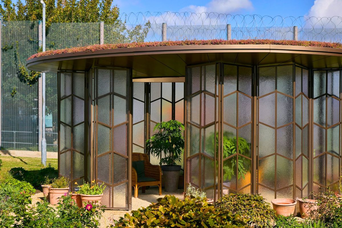 Details of the Glasshouse Garden