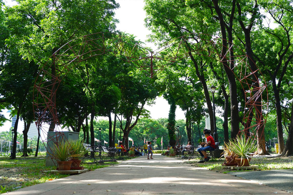Rizal Park Luneta by Apolinario