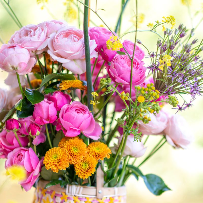 Arrangement with Rose Silva Pink and Silva Sweet by Dummen Orange Arrangement with Rose Silva Pink and Silva Sweet by Dummen Orange