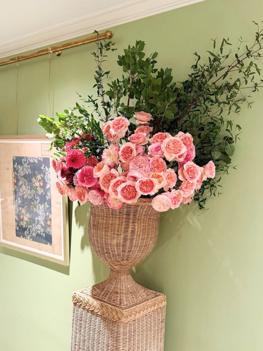 Garden rose arrangement in a green room Garden rose arrangement in a green room