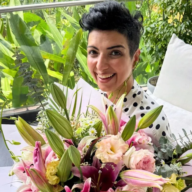 Seasonal Flower Shopping Tips Feature Image