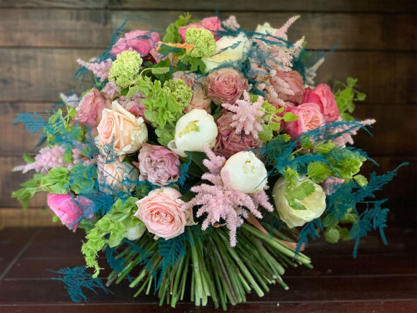 Why Use High-quality Flowers in Floral Designs?
