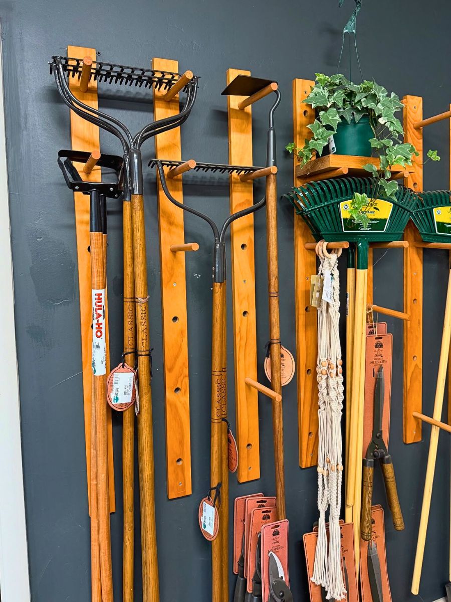 What to consider when buying the best gardening tools