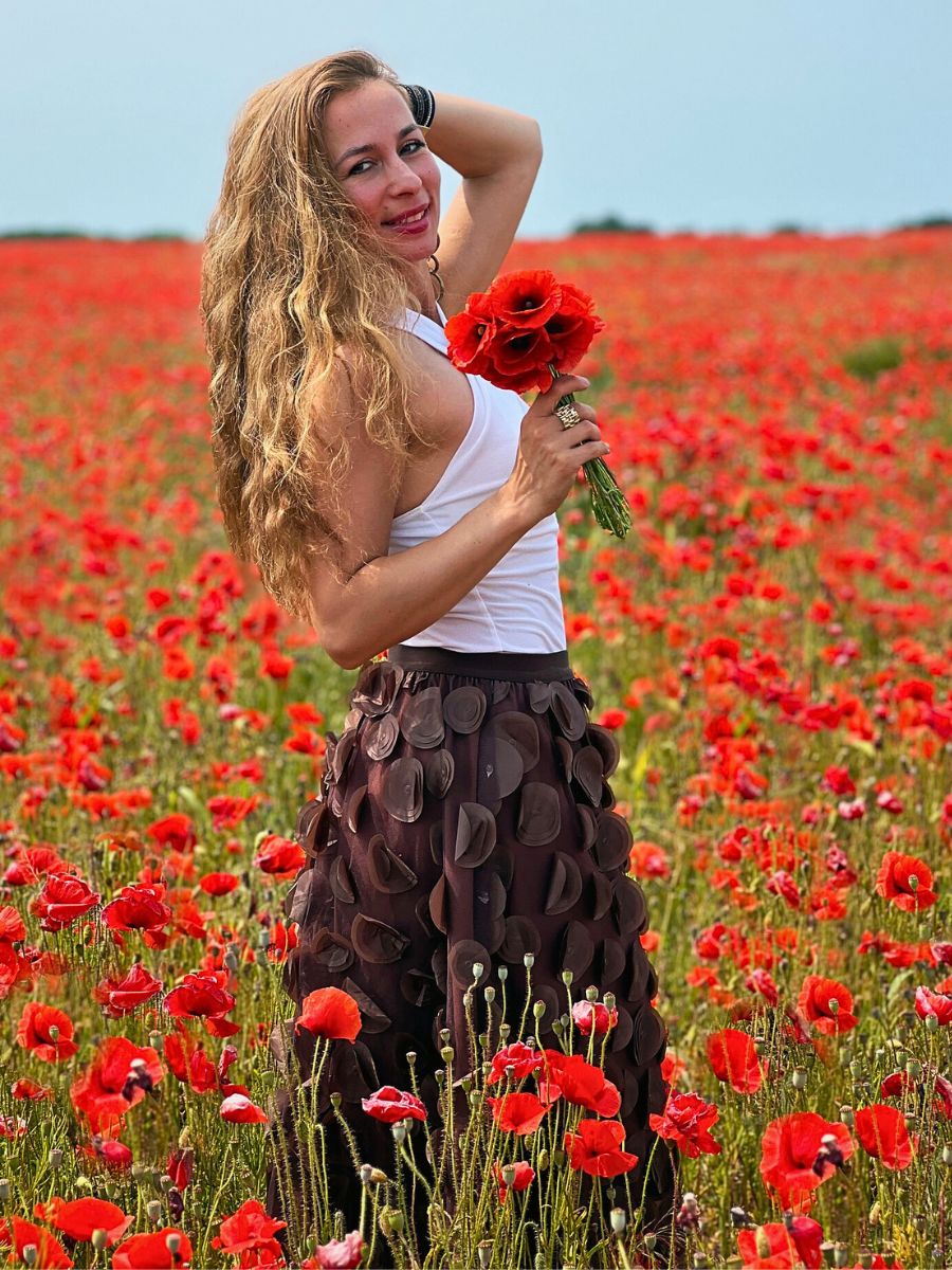 poppy grows easily even in disturbed soil