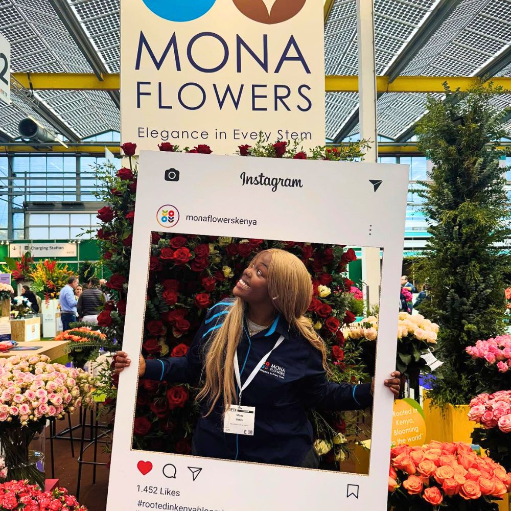 Mona Flowers