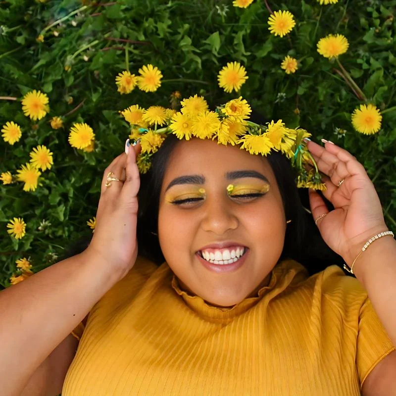 Carnation and Dandelion as Sagittarius Zodiac Flowers - Thursd Article