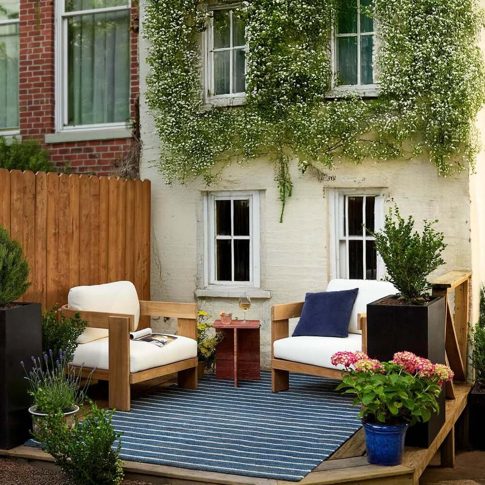 Charming urban garden seating area