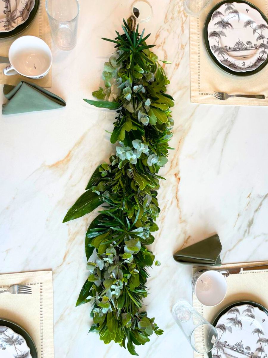Green lush garland by TAK