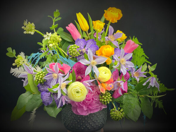 Daring Flower Arrangements by Claudia Tararache